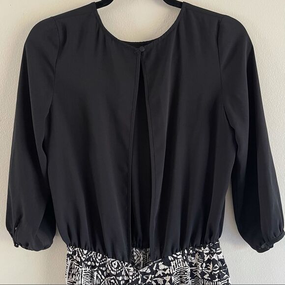 Y2K 90s Casual Romper Slit Open Back Size S Pockets Black White 3/4 Sleeves - Picture 7 of 9